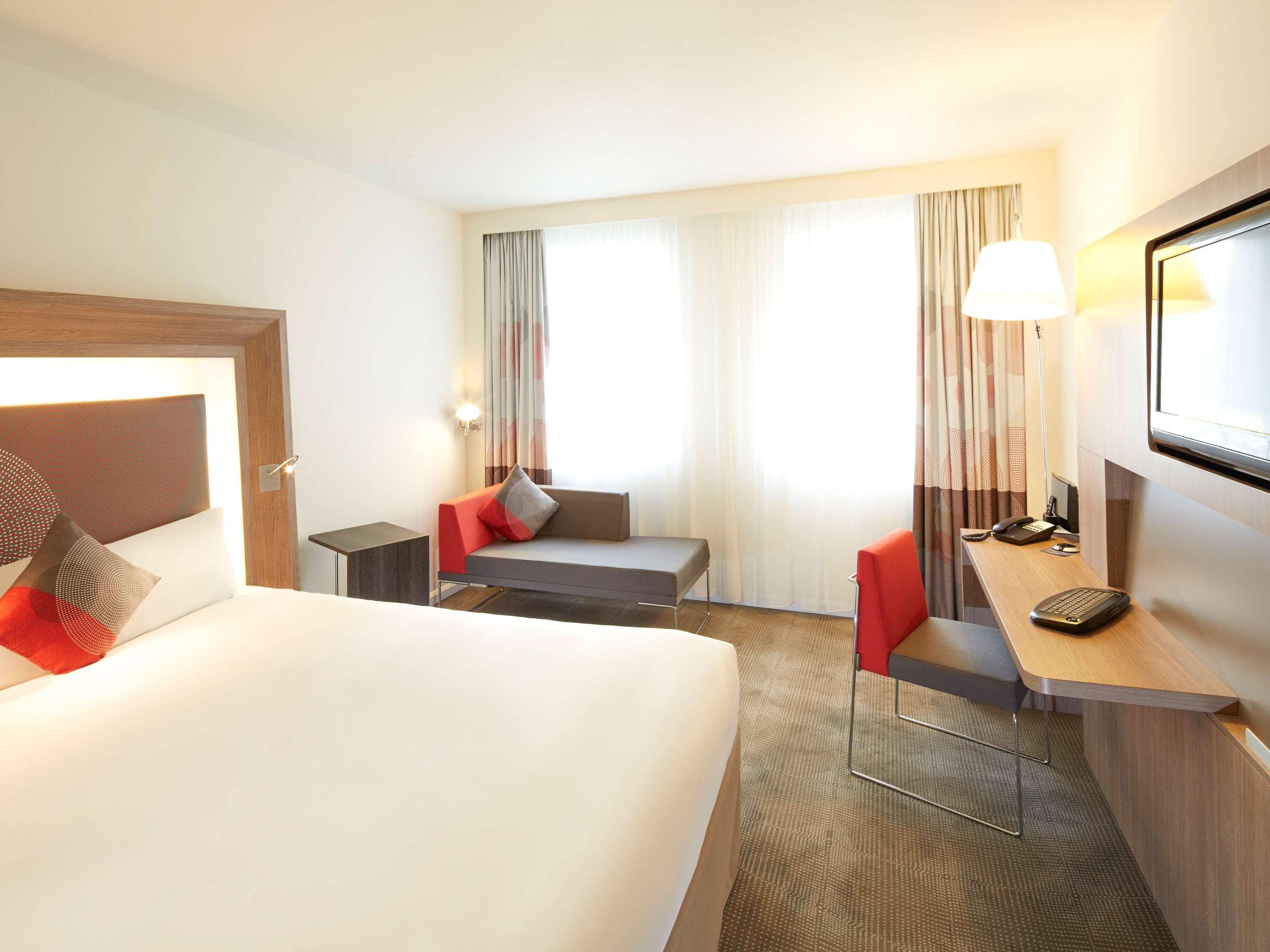 Novotel Bangka Hotel & Convention Center Пангкалпинанг Екстериор снимка