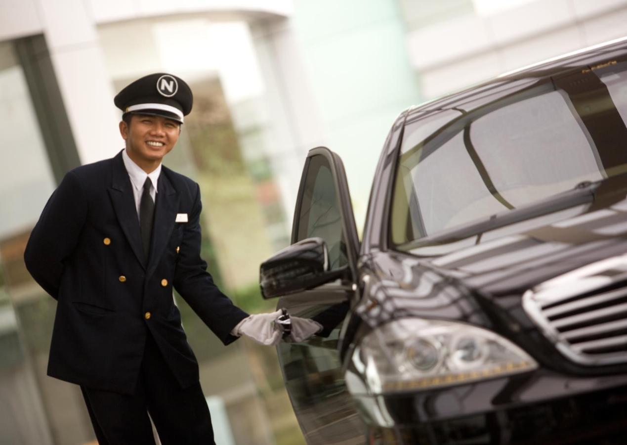 Novotel Bangka Hotel & Convention Center Пангкалпинанг Екстериор снимка